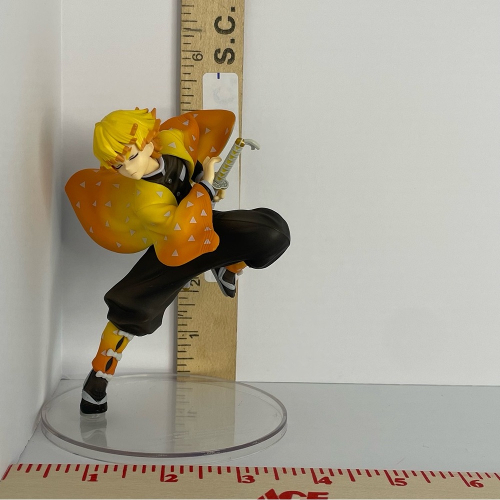 Demon Slayer Kimetsu no Yaiba: Zenitsu Agatsuma ConoFig Figure - Picture 16 of 16